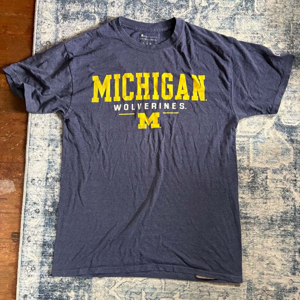 Champion NCAA Michigan Wolverines Men's Short Sleeve T-Shirt